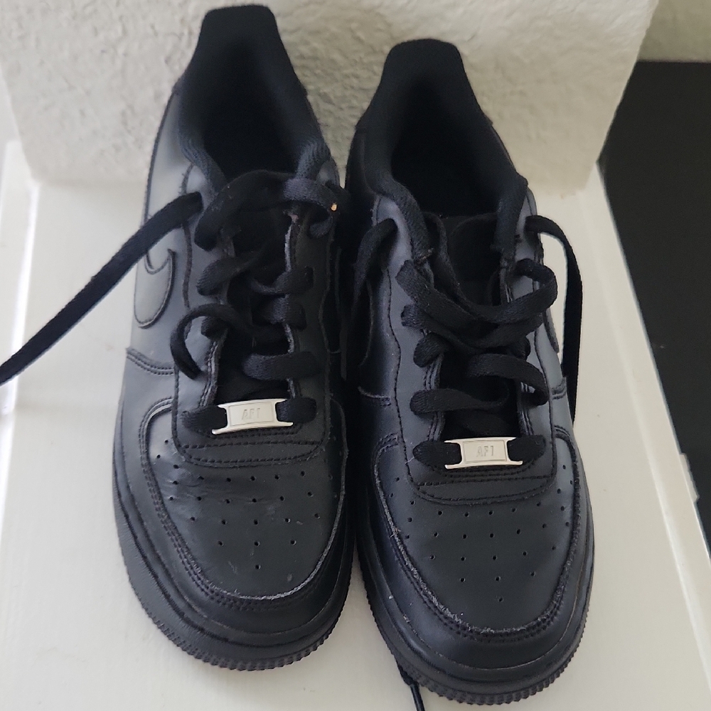 Nike Kids Black Sneakers